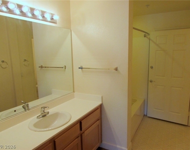 83 E Agate Avenue - Photo Thumbnail 7