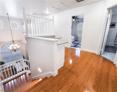 7965 Laurelton Place - Photo Thumbnail 18