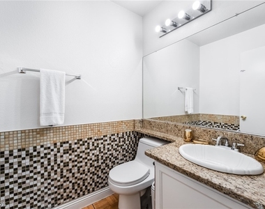 7965 Laurelton Place - Photo Thumbnail 21