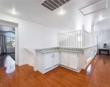 7965 Laurelton Place - Photo Thumbnail 19