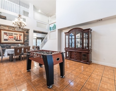 7965 Laurelton Place - Photo Thumbnail 3