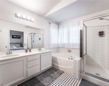 7965 Laurelton Place - Photo Thumbnail 22