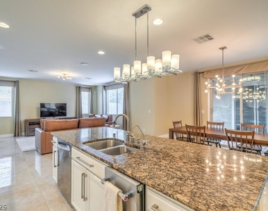 12308 Kings Eagle Street - Photo Thumbnail 13