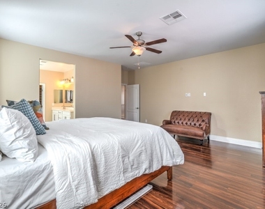 12308 Kings Eagle Street - Photo Thumbnail 18