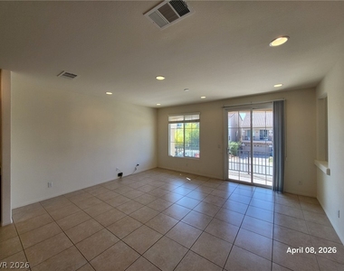 5882 Azzura Palms Avenue - Photo Thumbnail 2