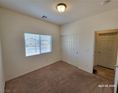 5882 Azzura Palms Avenue - Photo Thumbnail 15