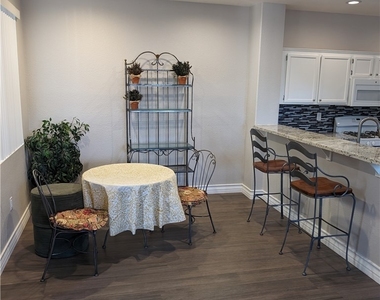 1830 N Buffalo Drive - Photo Thumbnail 3