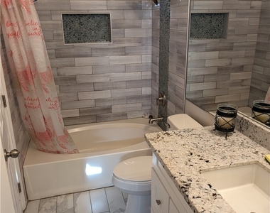 1830 N Buffalo Drive - Photo Thumbnail 5