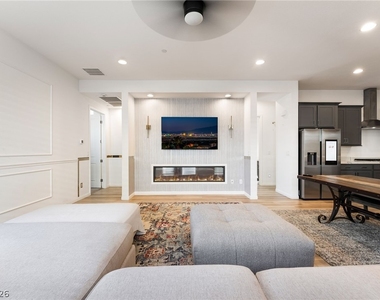 110 Ibiza Lake Drive - Photo Thumbnail 8