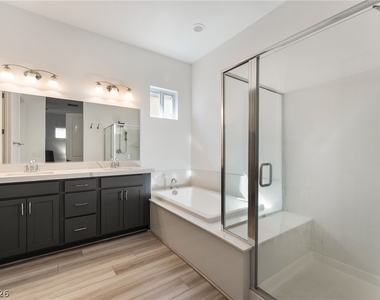 110 Ibiza Lake Drive - Photo Thumbnail 25