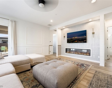 110 Ibiza Lake Drive - Photo Thumbnail 6