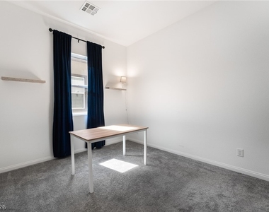 110 Ibiza Lake Drive - Photo Thumbnail 32