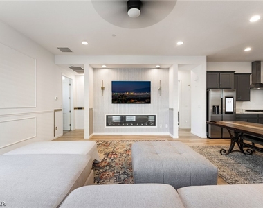 110 Ibiza Lake Drive - Photo Thumbnail 9