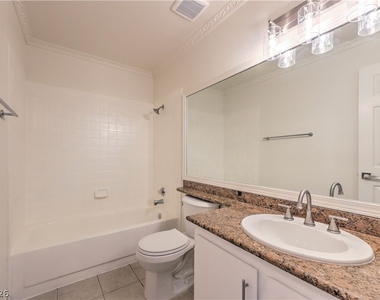 460 Elm Drive - Photo Thumbnail 14