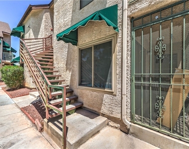 460 Elm Drive - Photo Thumbnail 2