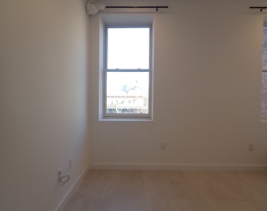 1511 Pacific Street - Photo Thumbnail 7