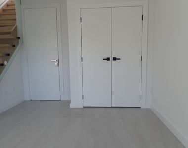 1511 Pacific Street - Photo Thumbnail 11