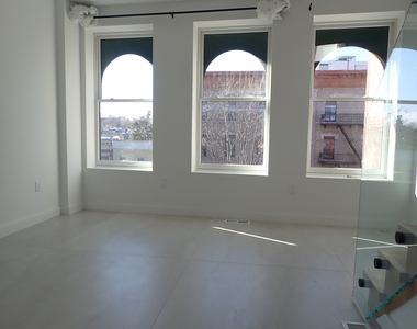 1511 Pacific Street - Photo Thumbnail 10