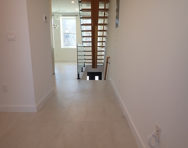 1511 Pacific Street - Photo Thumbnail 3