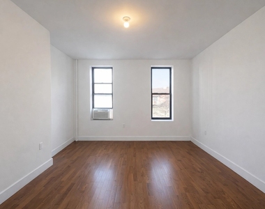 294 Harman Street - Photo Thumbnail 4