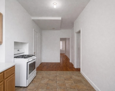 294 Harman Street - Photo Thumbnail 2