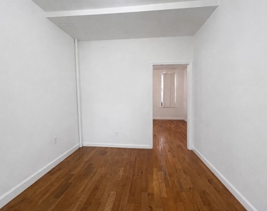 294 Harman Street - Photo Thumbnail 6