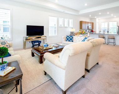 106 Club Cresswind Drive - Photo Thumbnail 7