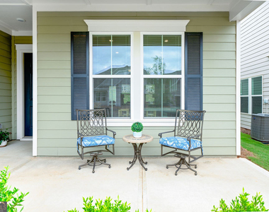 106 Club Cresswind Drive - Photo Thumbnail 1