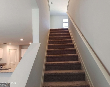 538 Pemberton Street - Photo Thumbnail 5
