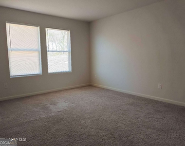 538 Pemberton Street - Photo Thumbnail 7