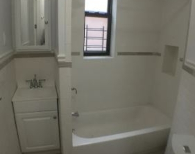 5008 Broadway - Photo Thumbnail 5
