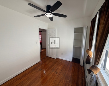 Lockman Avenue - Photo Thumbnail 11