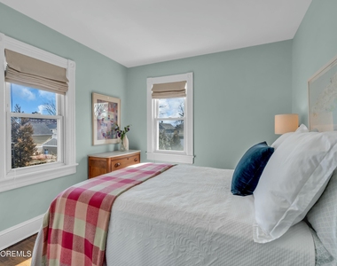 1108 4th Avenue - Photo Thumbnail 11