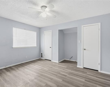 5209 Daytona Drive - Photo Thumbnail 28