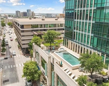 500 Throckmorton Street - Photo Thumbnail 32