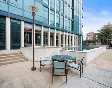500 Throckmorton Street - Photo Thumbnail 35