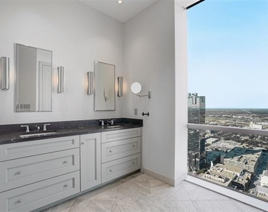 500 Throckmorton Street - Photo Thumbnail 26