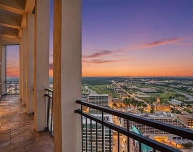 500 Throckmorton Street - Photo Thumbnail 15