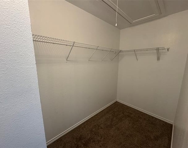 8905 Stewart Street - Photo Thumbnail 15