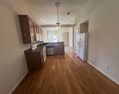 8905 Stewart Street - Photo Thumbnail 7