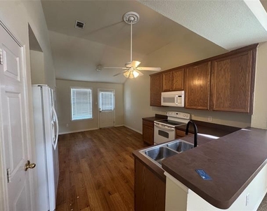 8905 Stewart Street - Photo Thumbnail 5