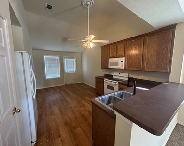 8905 Stewart Street - Photo Thumbnail 8
