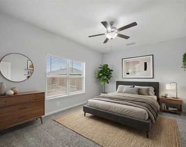 2105 Rougle Court - Photo Thumbnail 11