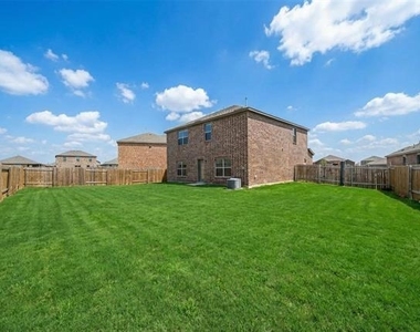2105 Rougle Court - Photo Thumbnail 33