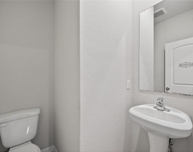 2105 Rougle Court - Photo Thumbnail 19