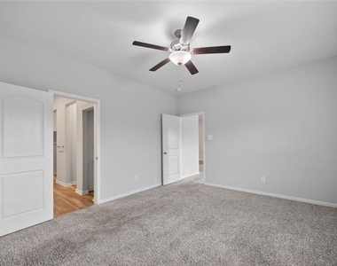 2105 Rougle Court - Photo Thumbnail 17