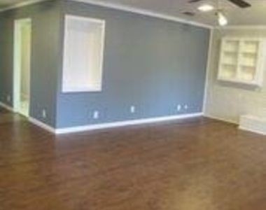 2109 Meadow Lane - Photo Thumbnail 1