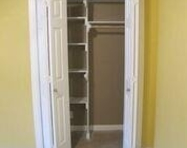 2109 Meadow Lane - Photo Thumbnail 13