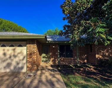 3708 Holland Drive - Photo Thumbnail 3