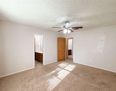 3708 Holland Drive - Photo Thumbnail 23
